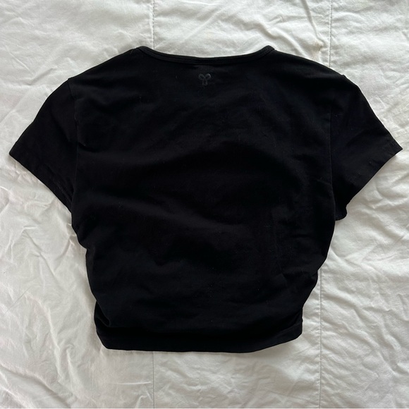 Aritzia TNA Chill Malibu Cropped T-shirt - Picture 5 of 5